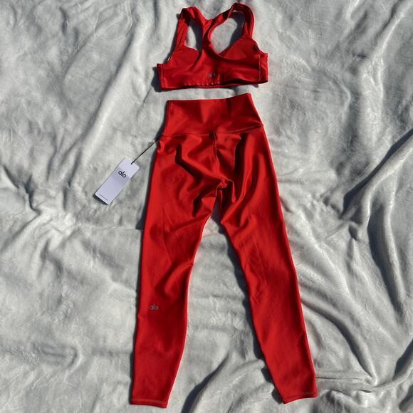 Alo Yoga 7/8 Airlift Leggings Red Hot Summer Sz XS Advantage Racerback Bra Sz S - Picture 12 of 16